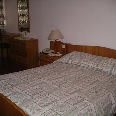 Santa Rita 2* Monte Real